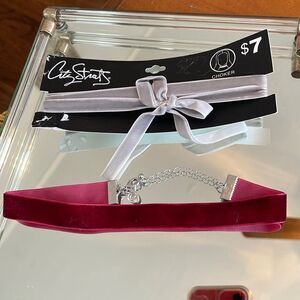 Bundle of two velvet choker necklaces/gray & maroon‎